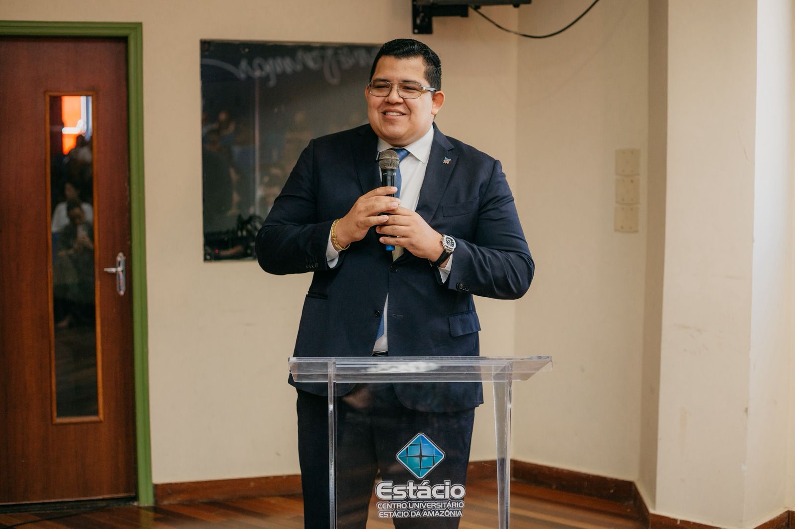 Dr. Carlos Vila Real na Estácio